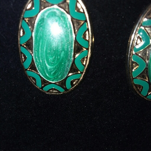 Spanish Green /Gold  Vintage Costume Jewelry - Picture 2 of 6